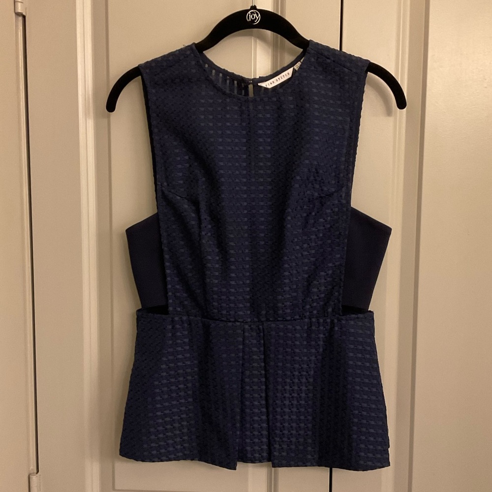 Navy Cutout Top Size 4 - Picture 1 of 4